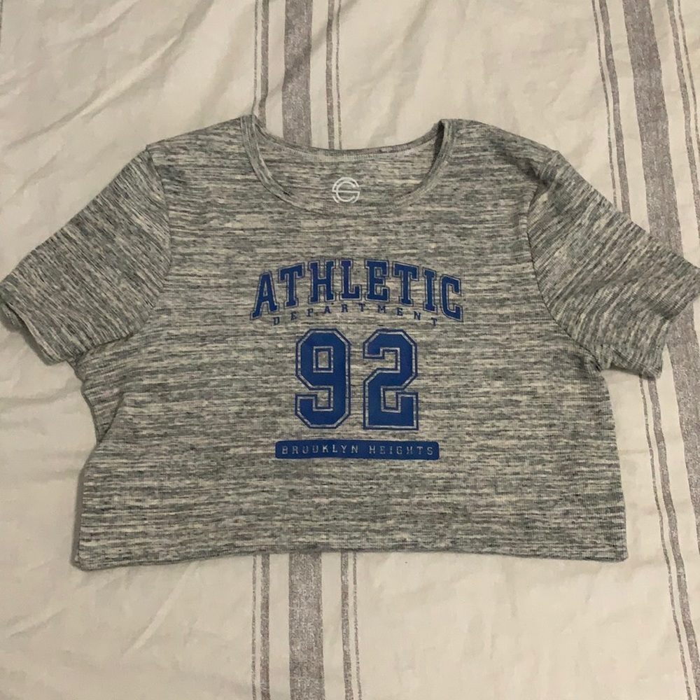 **SOLD*** NWOT Crop Top